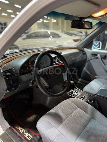 Mercedes C 240 1998, 289,009 km - 2.4 л - Sumqayıt