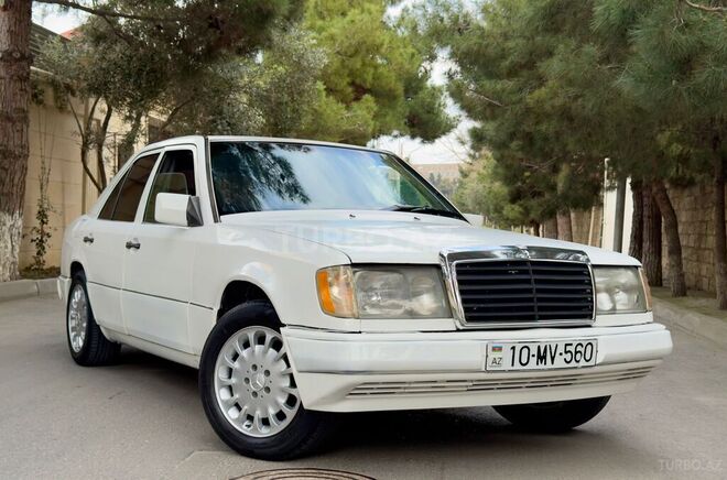 Mercedes E 220 1993, 459,876 km - 2.2 l - Bakı