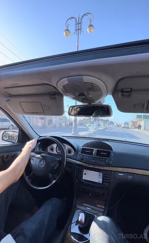 Mercedes E 320 2004, 260,000 km - 3.2 l - Bakı