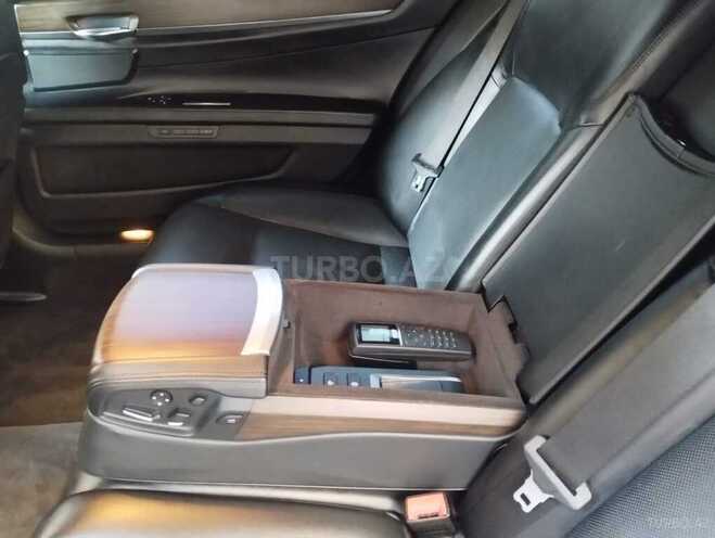 BMW 750 2012, 140,000 km - 4.4 l - Bakı