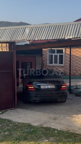 Mercedes C 250 2013, 196,882 km - 1.8 l - Quba