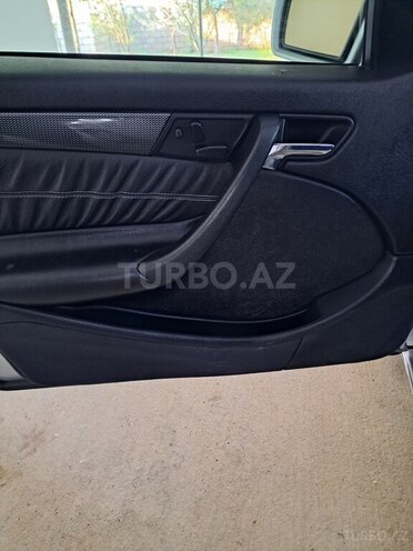 Mercedes C 230 2000, 274,000 km - 2.3 l - Saatlı
