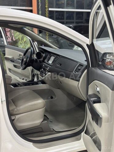 Kia Carnival 2015, 245,000 km - 2.2 l - Bakı