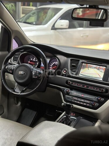 Kia Carnival 2015, 245,000 km - 2.2 l - Bakı