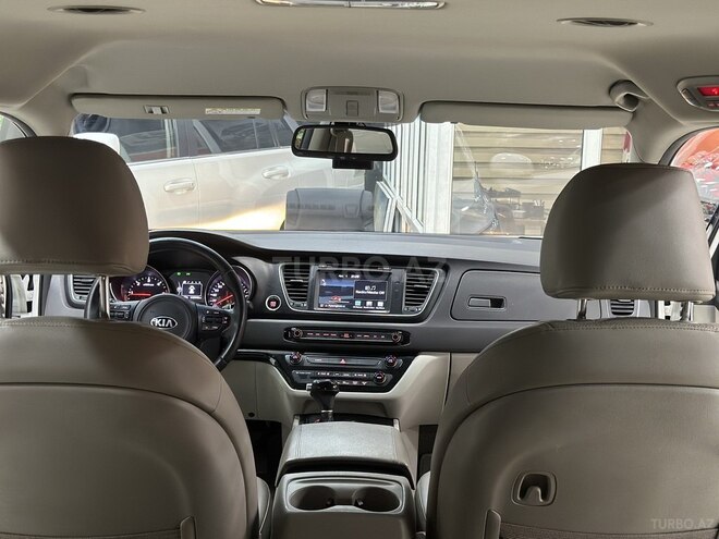 Kia Carnival 2015, 245,000 km - 2.2 l - Bakı