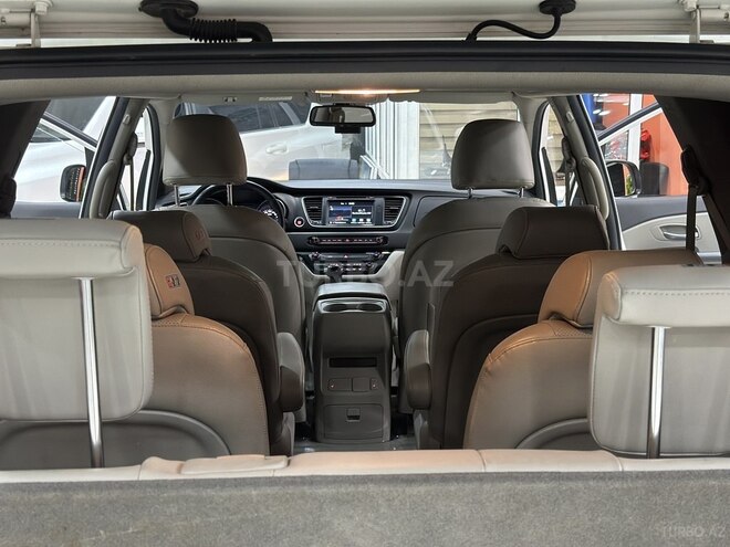 Kia Carnival 2015, 245,000 km - 2.2 l - Bakı
