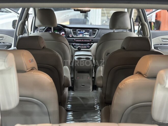 Kia Carnival 2015, 245,000 km - 2.2 l - Bakı