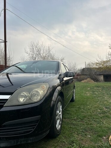 Opel Astra 2006, 352,000 km - 1.3 l - Bakı