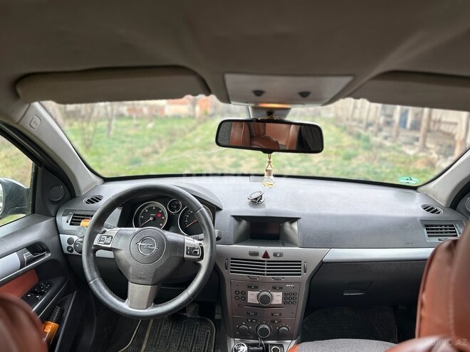 Opel Astra 2006, 352,000 km - 1.3 l - Bakı