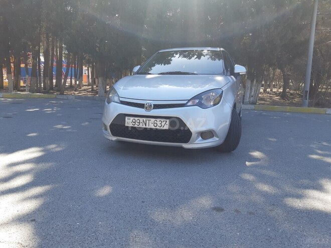 MG 3 2011, 179,800 km - 1.3 l - Sumqayıt