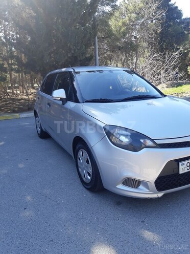 MG 3 2011, 179,800 km - 1.3 l - Sumqayıt