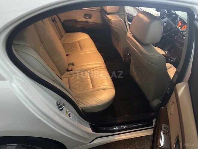 BMW 730 2006, 266,800 km - 3.0 l - Bakı