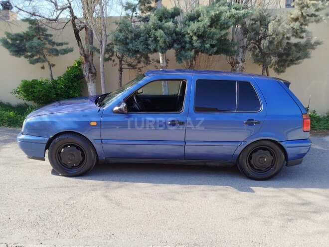 Volkswagen Golf 1996, 200,000 km - 1.4 л - Bakı