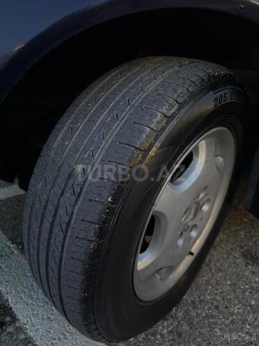 Mercedes E 200 1997, 453,000 km - 2.0 l - Bakı