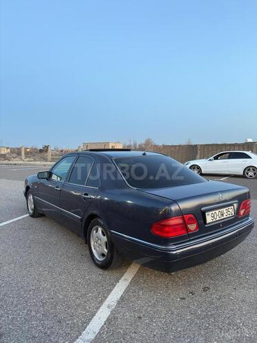 Mercedes E 200 1997, 453,000 km - 2.0 l - Bakı