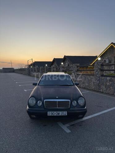 Mercedes E 200 1997, 453,000 km - 2.0 l - Bakı