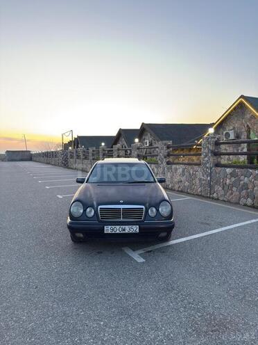Mercedes E 200 1997, 453,000 km - 2.0 l - Bakı