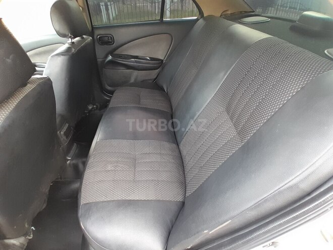 Nissan Sunny 2004, 400,000 km - 1.6 л - Mingəçevir