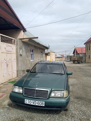 Mercedes C 200 1995, 750,000 km - 2.0 л - Şəmkir