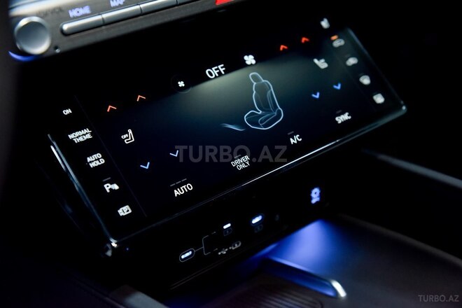 Hyundai Azera-6