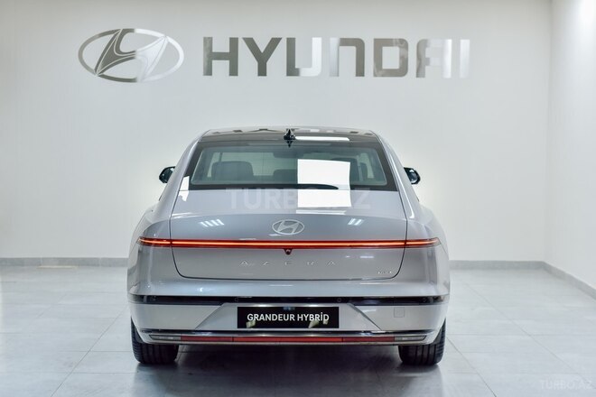Hyundai Azera-17