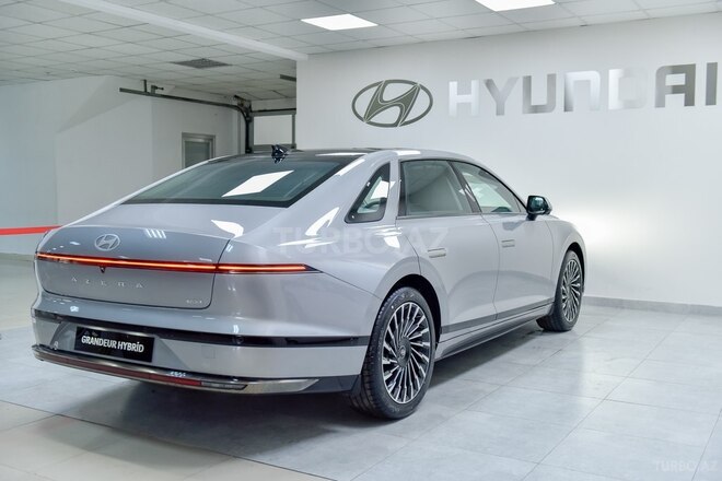 Hyundai Azera-25