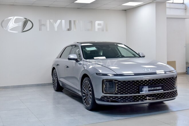 Hyundai Azera-12