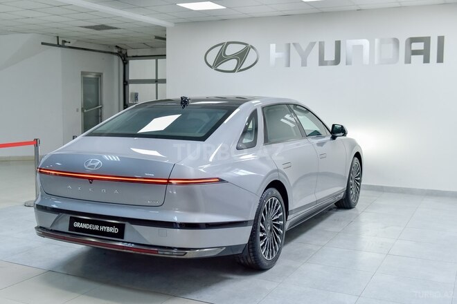 Hyundai Azera-24