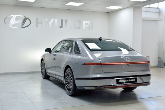 Hyundai Azera-18