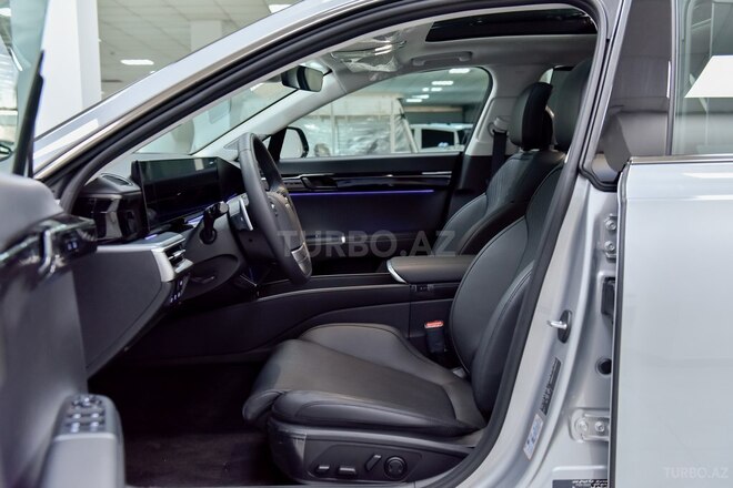 Hyundai Azera-35