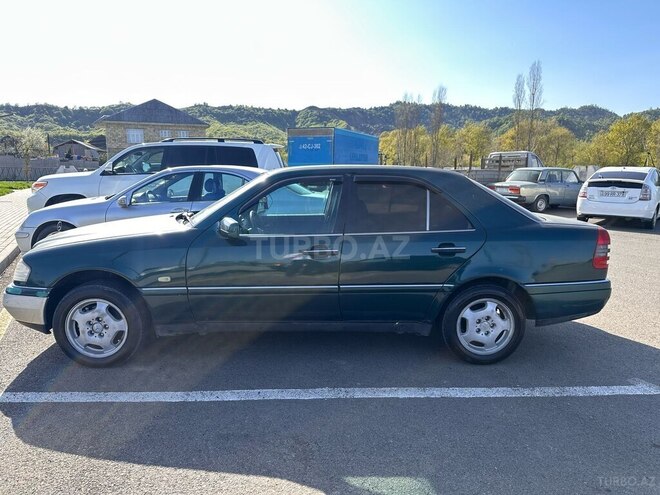 Mercedes C 200 1995, 415,000 km - 2.0 l - Lənkəran