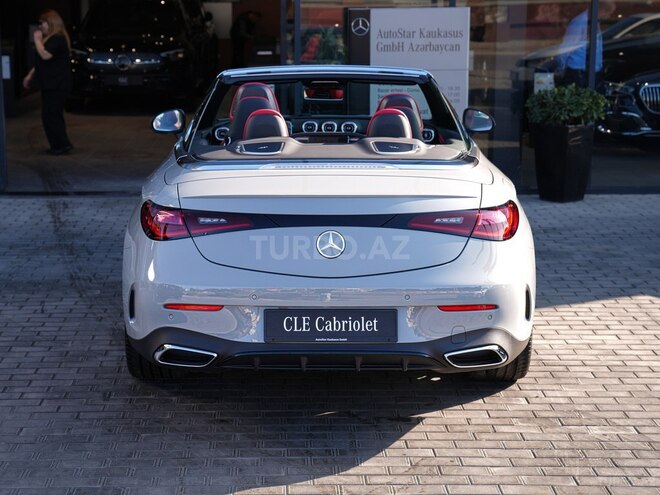 Mercedes CLE 300 4MATIC 2025, 0 km - 2.0 l - Bakı