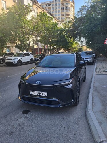 Toyota bZ4X 2023, 39,000 km - 0.0 l - Bakı