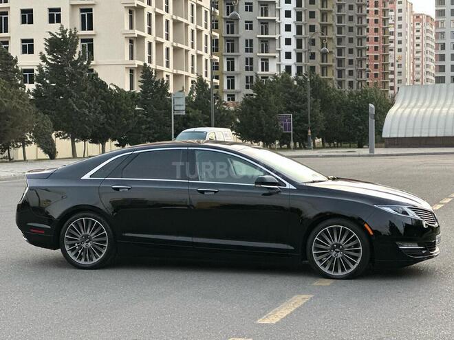 Lincoln MKZ-13