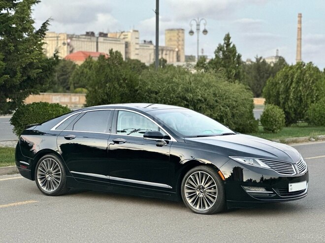 Lincoln MKZ-6
