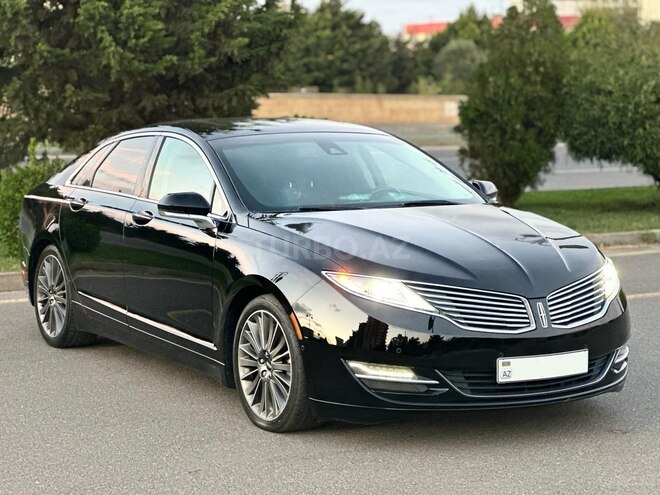 Lincoln MKZ-11