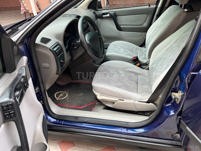 Opel Astra 2001, 385,680 km - 1.6 л - Bakı