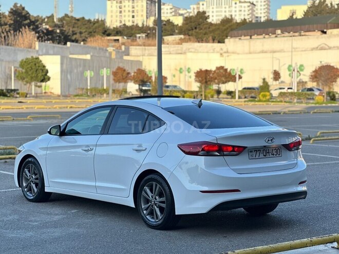 Hyundai Elantra 2017, 114,000 km - 2.0 л - Bakı