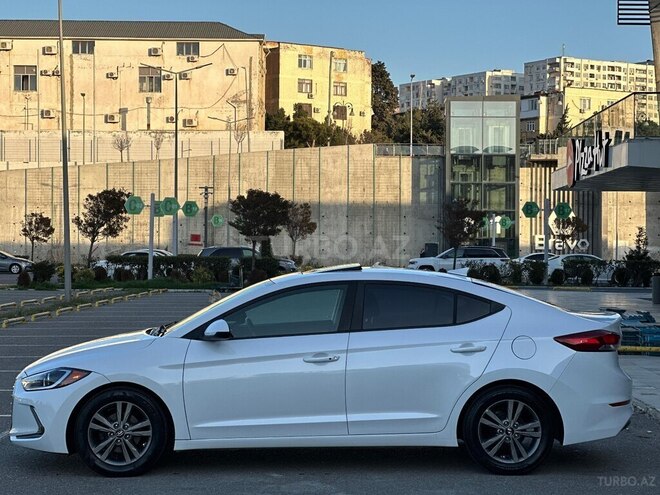 Hyundai Elantra 2017, 114,000 km - 2.0 л - Bakı