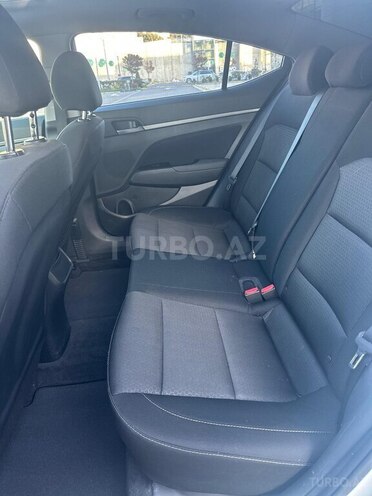 Hyundai Elantra 2017, 114,000 km - 2.0 л - Bakı