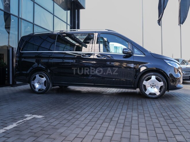Mercedes V 250-4
