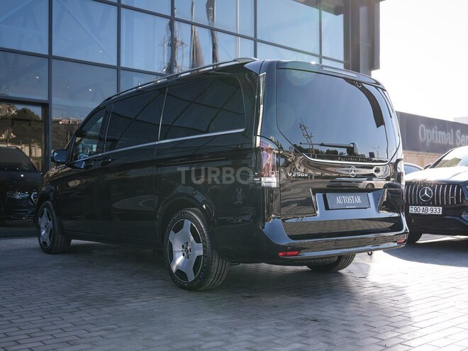 Mercedes V 250-8