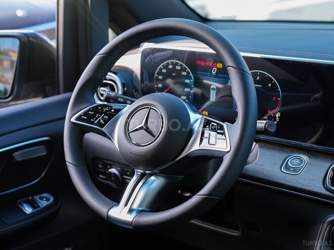 Mercedes V 250-12