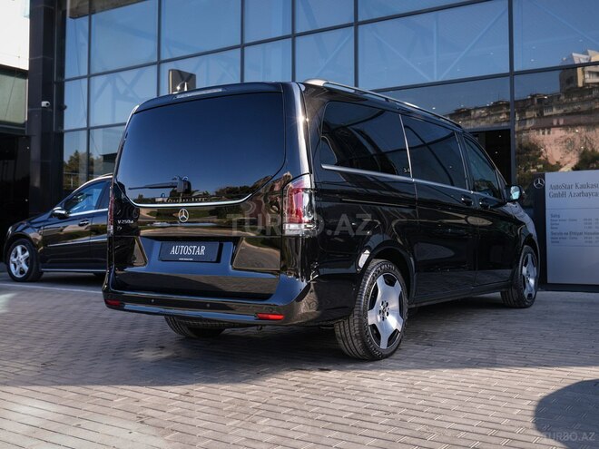 Mercedes V 250-6