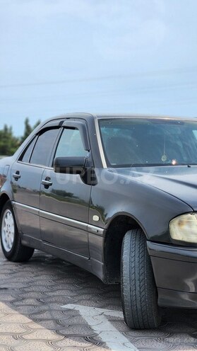 Mercedes C 220 1995, 345,000 km - 2.2 l - Bakı