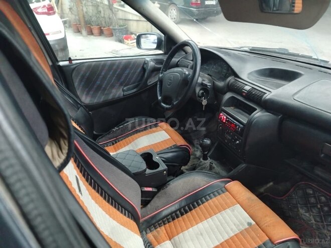 Opel Astra 1995, 238,000 km - 1.6 l - Bakı