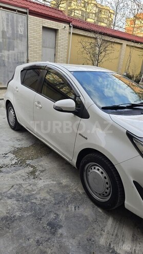Toyota Aqua 2019, 110,000 km - 1.5 л - Bakı