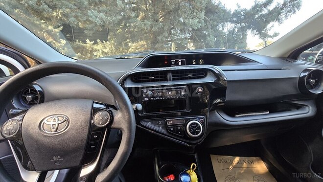 Toyota Aqua 2019, 110,000 km - 1.5 л - Bakı