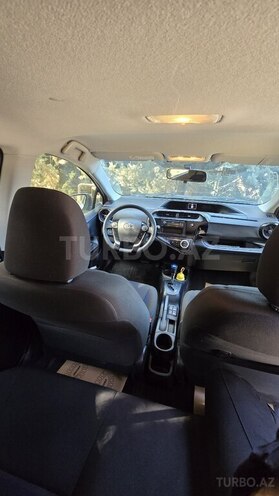 Toyota Aqua 2019, 110,000 km - 1.5 л - Bakı