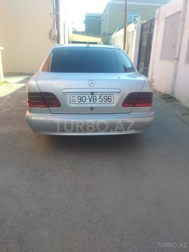 Mercedes E 220 d 2000, 438,000 km - 2.2 l - Bakı